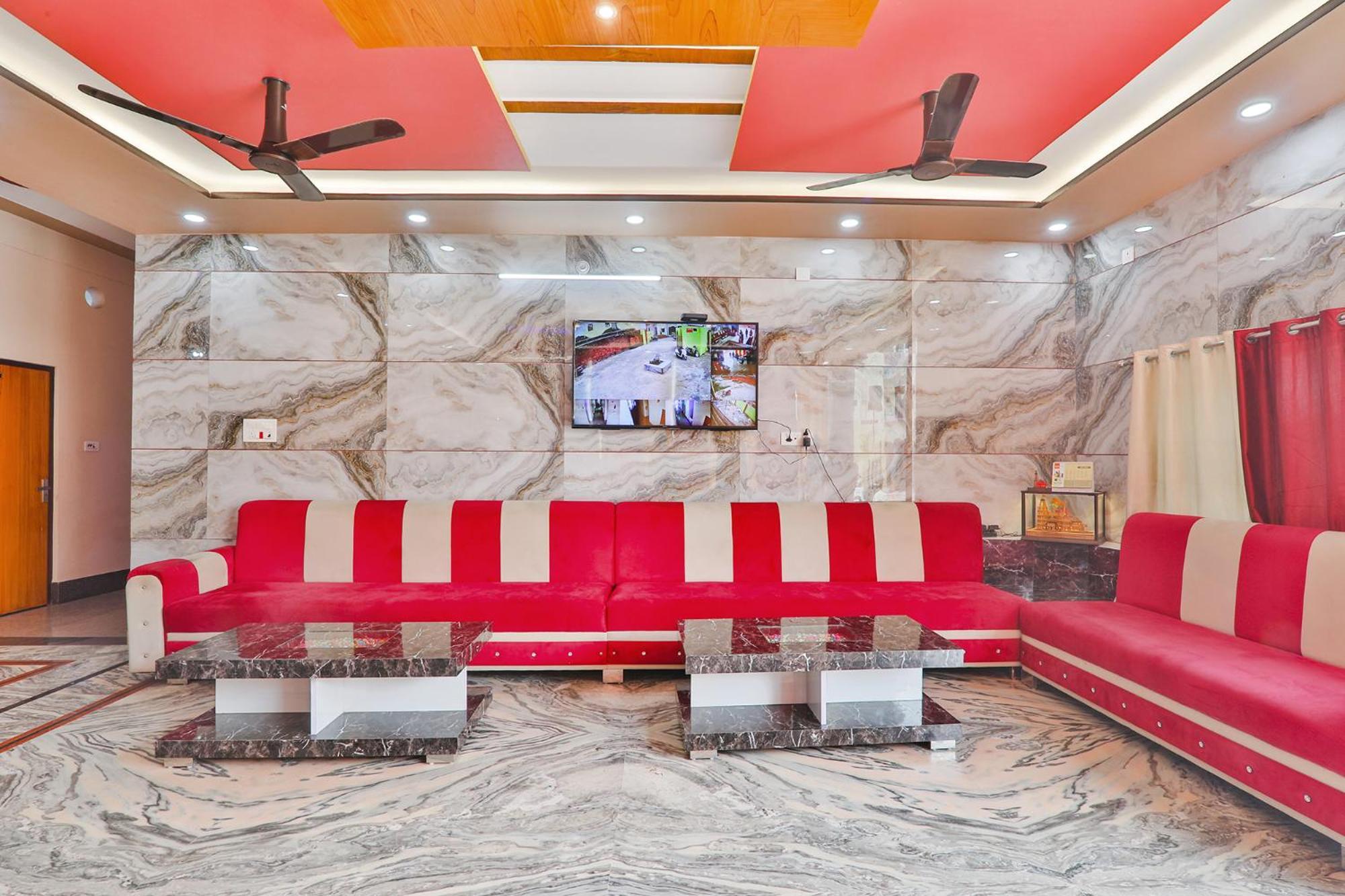 Fabhotel Shree Venkatesh Nileyam Ayodhya エクステリア 写真